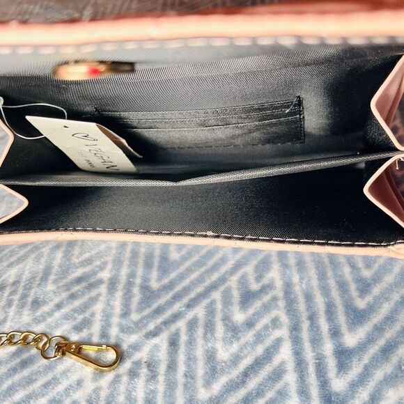 NWT DESIGNER VEGAN EST 2005 PINK QUILTED CLUTCH 100% VEGAN FRIENDLY W DETACHABLE - Picture 5 of 7